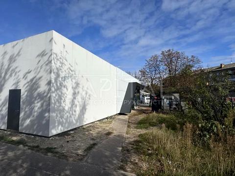 коммерческая по адресу Леонида Каденюка просп. (Юрия Гагарина), 25