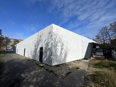 коммерческая по адресу Леонида Каденюка просп. (Юрия Гагарина), 25