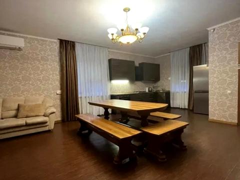 будинок за адресою Широка