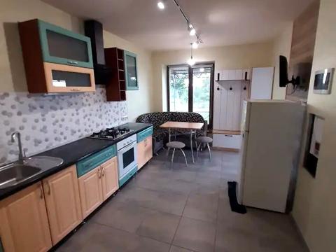 будинок за адресою Солідарності, 7