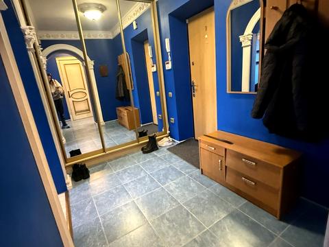 квартира за адресою Захисників України вул. (1-го Травня), 19