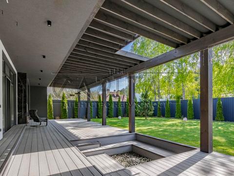 будинок за адресою Богатирська вул.