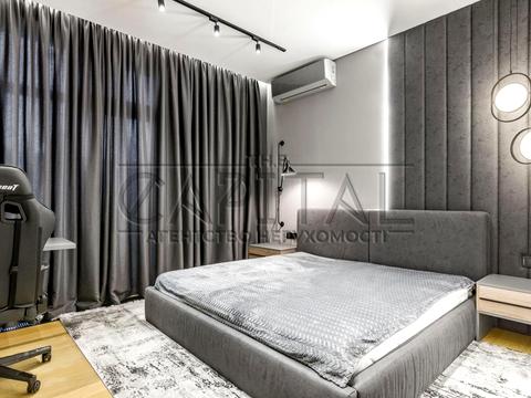 будинок за адресою Богатирська вул.