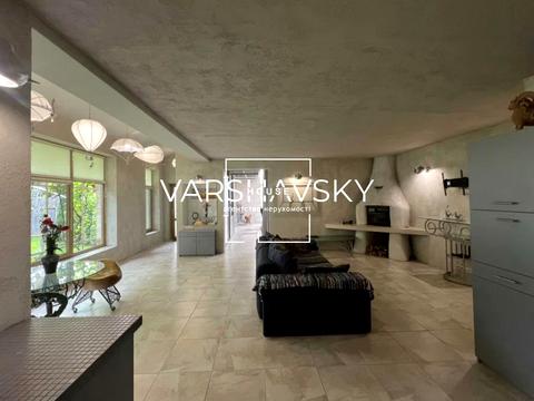 будинок за адресою Богатирська вул., 30а