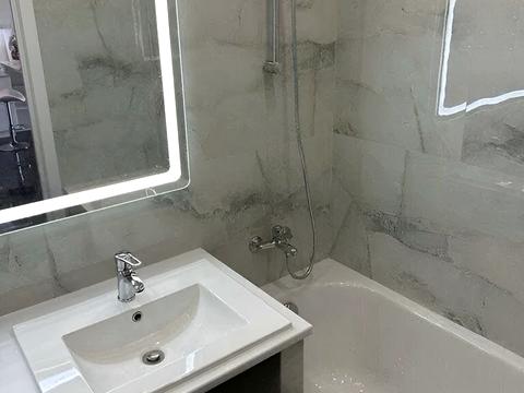 квартира за адресою Михайла Максимовича вул. (Онуфрія Трутенка), 26