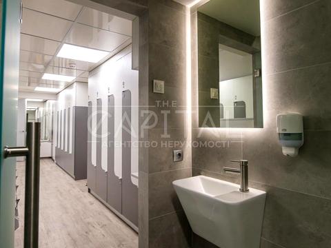 комерційна за адресою Володимира Івасюка просп. (Героїв Сталінграду), 2-Д