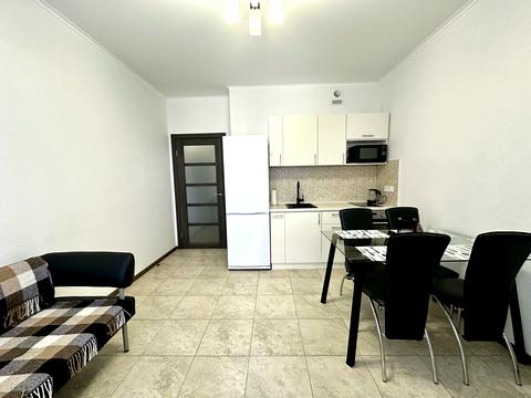 квартира за адресою Академіка Заболотного вул., 15-Б