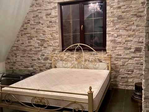 будинок за адресою Набережна вул.