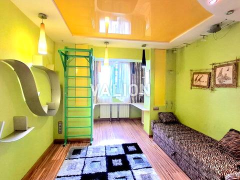 квартира за адресою Лариси Руденко вул., 10