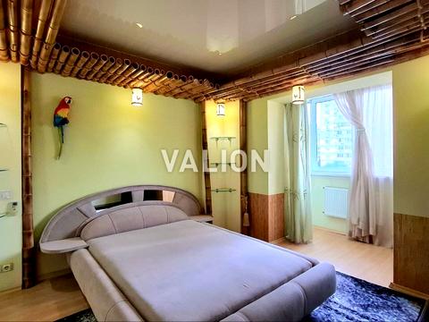 квартира за адресою Лариси Руденко вул., 10