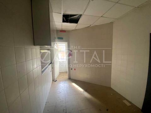 комерційна за адресою Січових Стрільців вул. (Артема), 77