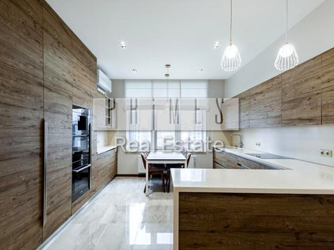 квартира за адресою Андрія Верхогляда вул. (Михайла Драгомирова), 20