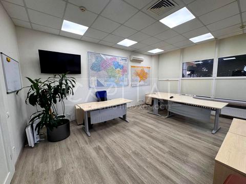 коммерческая по адресу Верхній Вал ул., 72