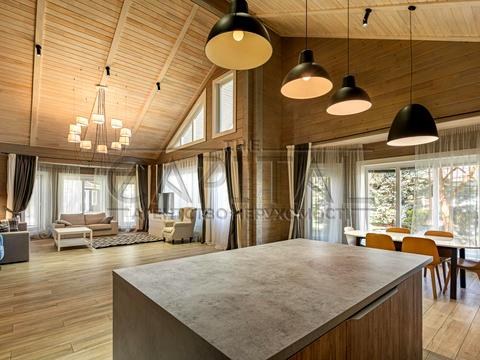 дом по адресу Трускавецкая ул.