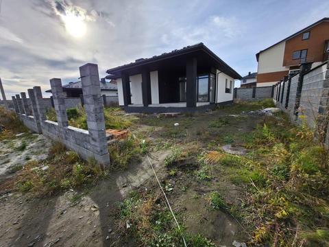 дом по адресу Розкішна