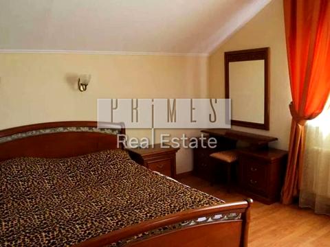 будинок за адресою Першотравнева вул.