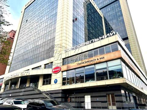 коммерческая по адресу Антоновича ул. (Горького), 172