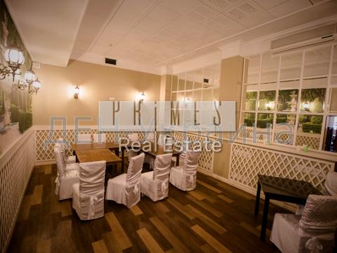 комерційна за адресою Голосіївський просп. (40-річчя Жовтня), 3