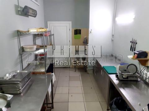 комерційна за адресою Голосіївський просп. (40-річчя Жовтня), 3