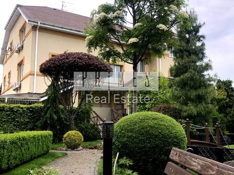 будинок за адресою Київська вул.