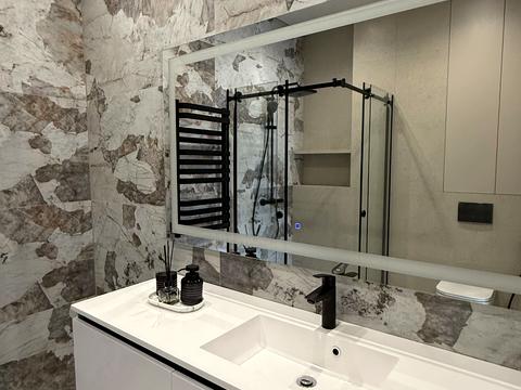 будинок за адресою Вишнева вул.