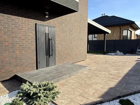 будинок за адресою Вишнева вул.