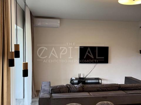 дом по адресу Любомирська ул.