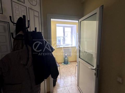 коммерческая по адресу Тараса Шевченко бульв., 2