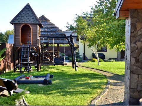 будинок за адресою Перемоги