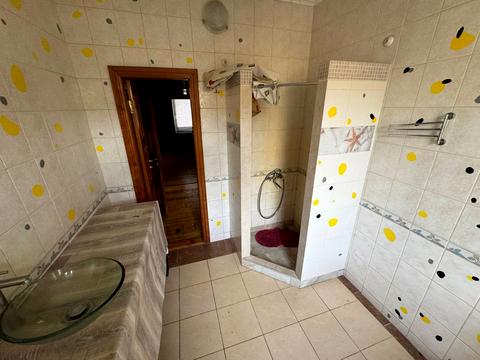 будинок за адресою 7-ма вул.