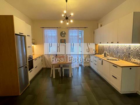 будинок за адресою Якова Степового вул.