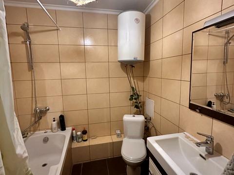 квартира за адресою Миколи Хвильового вул., 1