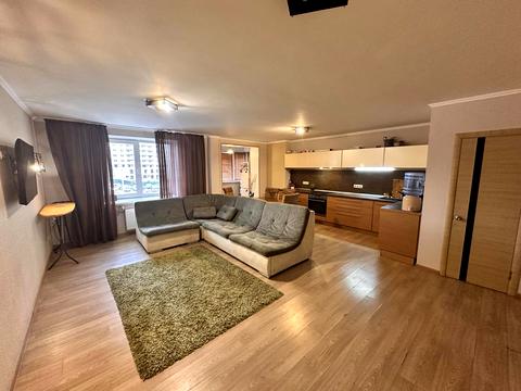 квартира за адресою Миколи Хвильового вул., 1