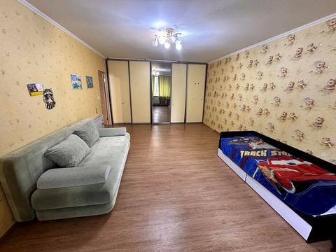 квартира за адресою Миколи Хвильового вул., 1