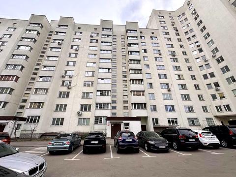 квартира за адресою Миколи Хвильового вул., 1