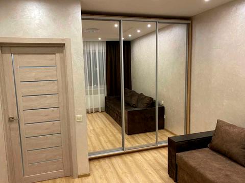 квартира за адресою Героїв Небесної Сотні просп., 40/1