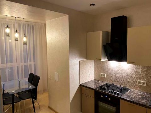 квартира за адресою Героїв Небесної Сотні просп., 40/1