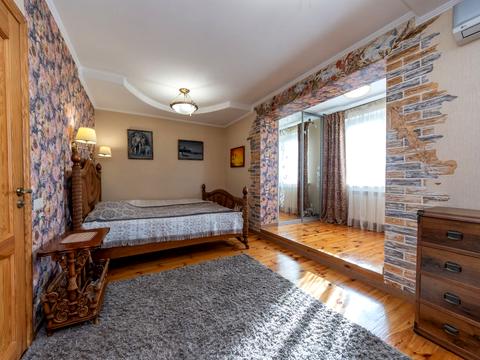 будинок за адресою Київ, Садова, 15