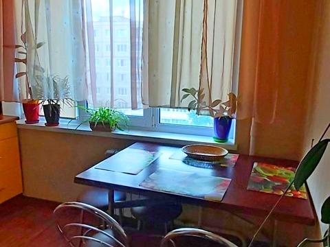 квартира за адресою Героїв полку "Азов" вул. (Маршала Малиновського), 13-Б