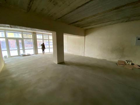 коммерческая по адресу Александра Довженко ул., 33