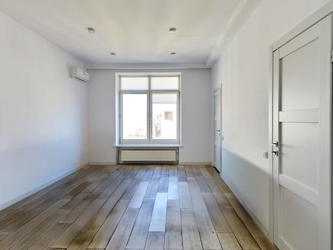 квартира за адресою Круглоуніверситетська вул., 3-5