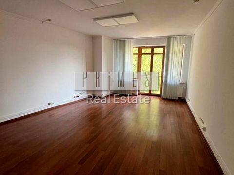 комерційна за адресою Крутий узвіз, 7