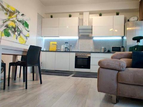 квартира за адресою Євгена Коновальця вул. (Щорса), 44-А