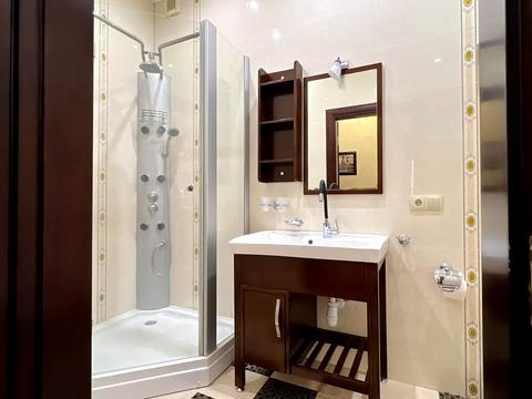 квартира за адресою Євгена Коновальця вул. (Щорса), 32-Г