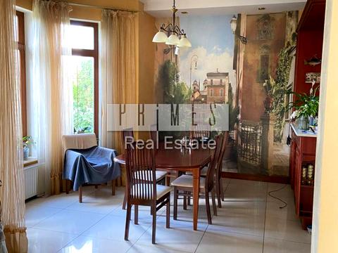 будинок за адресою Ярослава Мудрого вул.