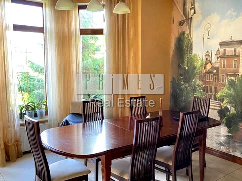 будинок за адресою Ярослава Мудрого вул.