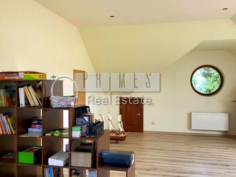 будинок за адресою Ярослава Мудрого вул.