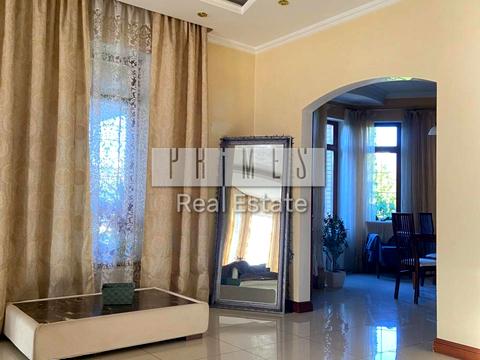 будинок за адресою Ярослава Мудрого вул.