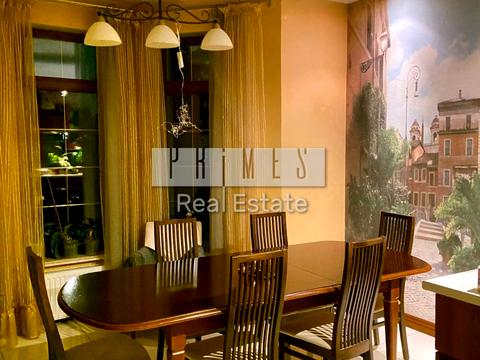 будинок за адресою Ярослава Мудрого вул.