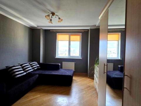 квартира за адресою Генерала Генадія Воробйова вул. (Курська), 13-Е